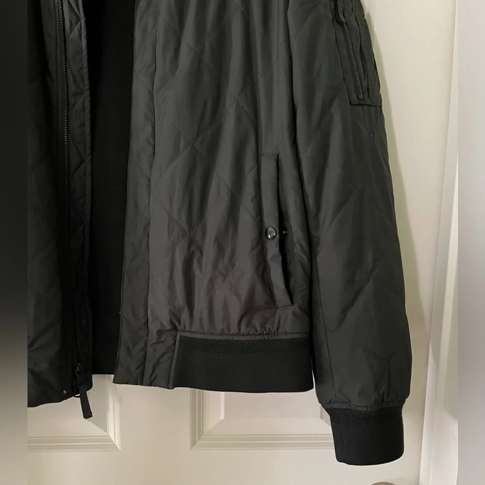 Banana Republic Motion Tech Bomber Jacket water resistant lightweight green